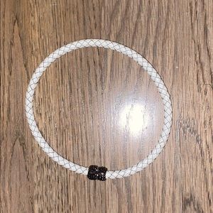 White Magnetic Choker
